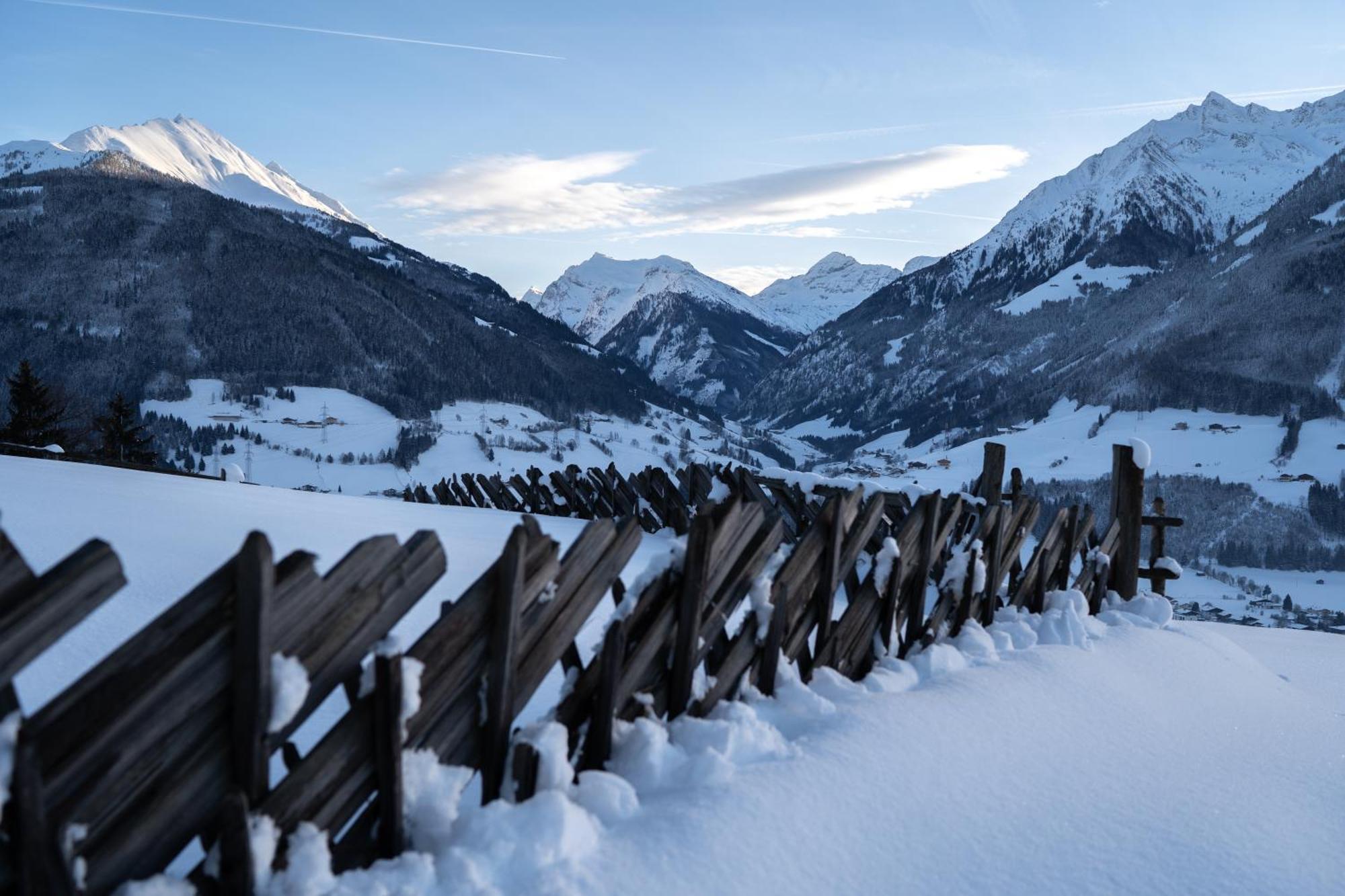Hotel Dorfgasthof Schloesslstube Stuhlfelden Екстер'єр фото
